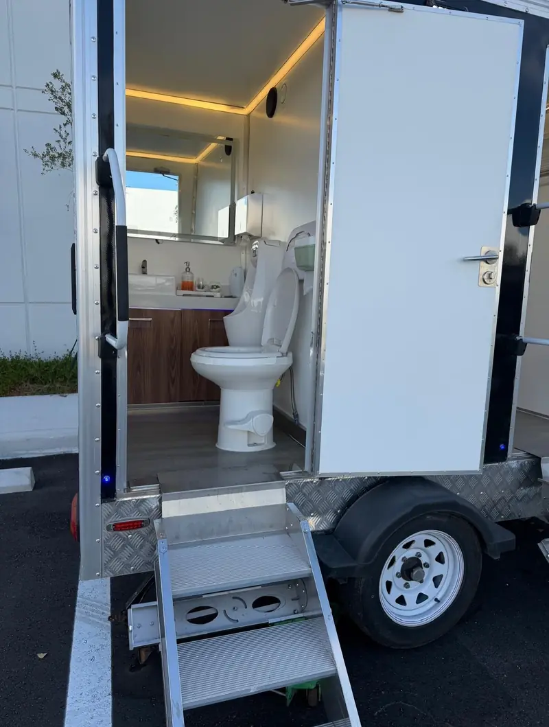 VIP single-suite trailer for rent in Lancaster, PA